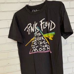 Chaser band tee